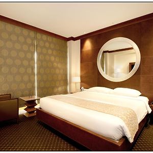 Club Superior Room